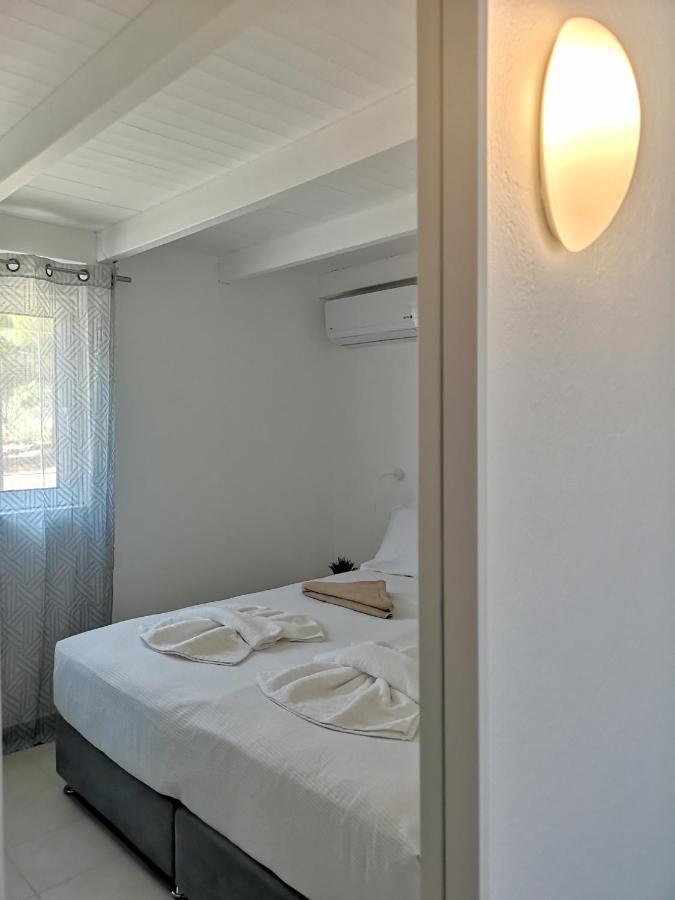 Chrysanthi Villa, Living In Nature Villa *